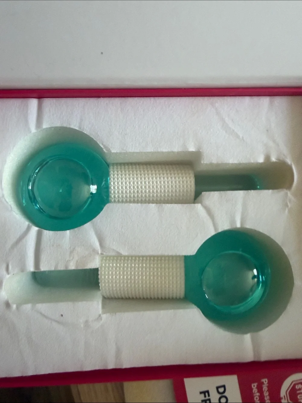 Blue Glass Cooling Facial Globes - Soothe & Depuff